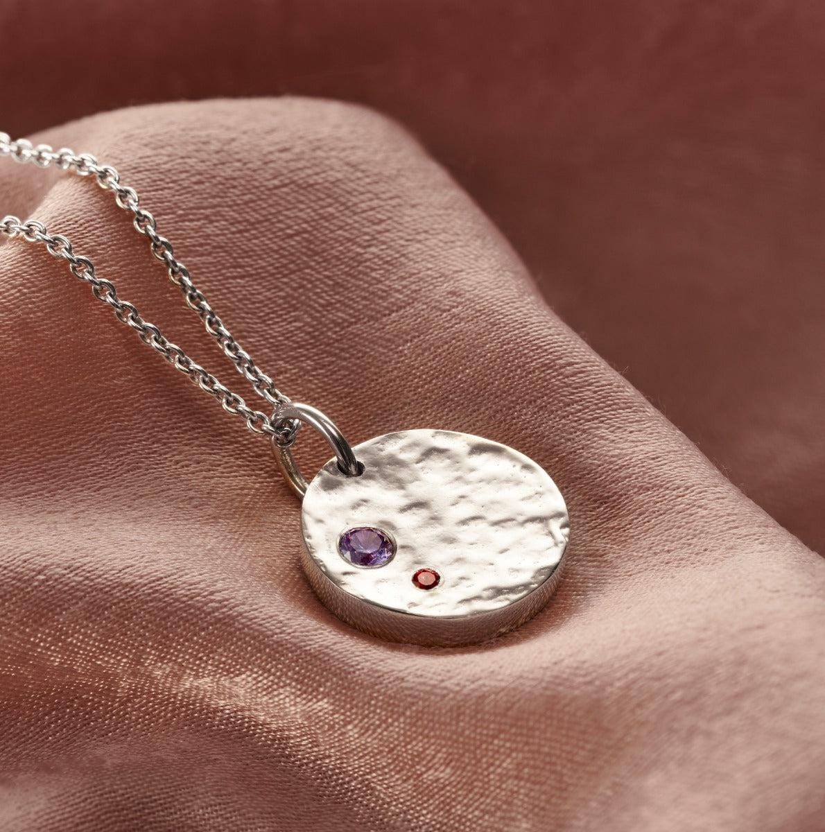 Personalisierte Halskette Aus Sterlingsilber Mit Geburtsstein Konfetti Disc Anhänger, Handgemacht von PoshTottyDesigns