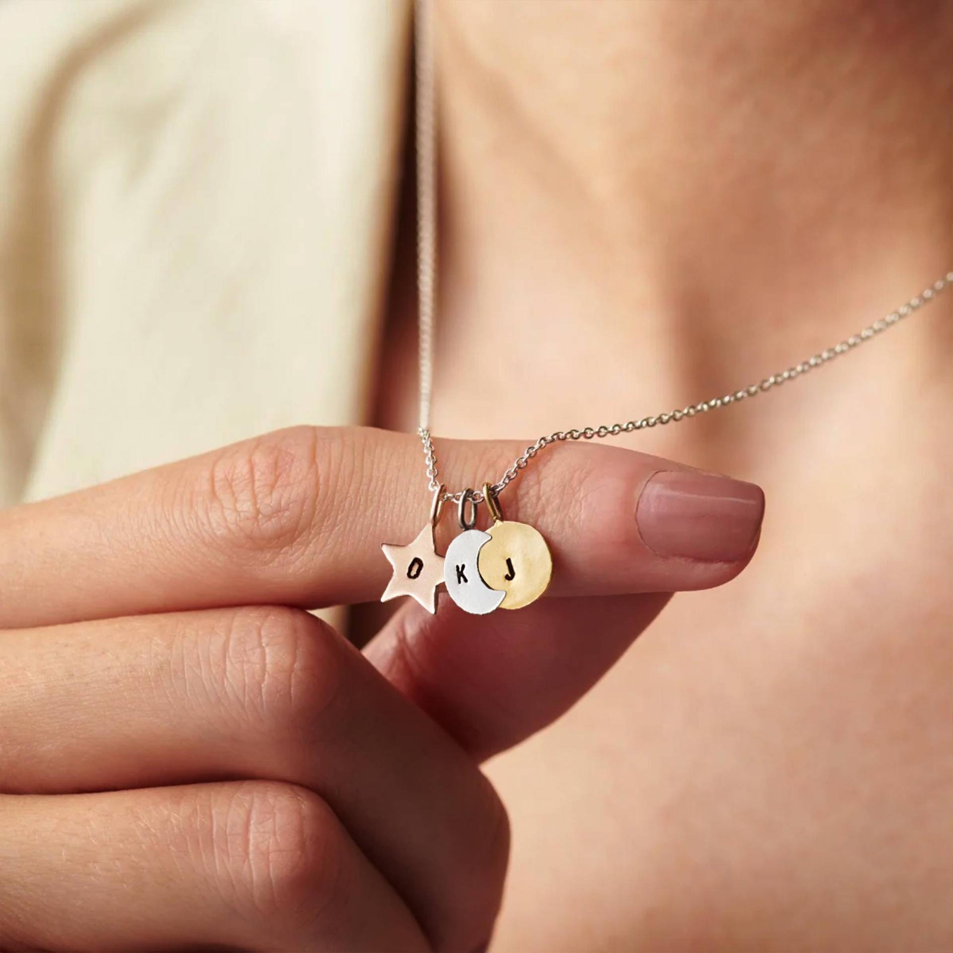 Personalisierte Mixed Gold Sonne Mond & Stern Halskette Personalisierte Mixed Gold Sonne Mond & Stern Halskette von PoshTottyDesigns