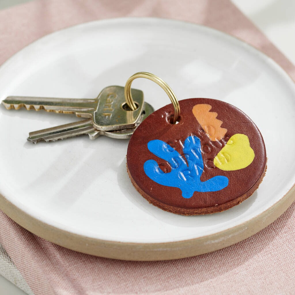 Personalisierter Handbemalter Schlüsselanhänger Aus Leder | Geburtstagsgeschenk Handgemachte Geschenk Für Männer Frauen Personalisierter Handbemalter Schlüsselanhänger Aus Leder | Geburtstagsgeschenk Handgemachte Geschenk Für Männer Frauen von PoshTottyDesigns