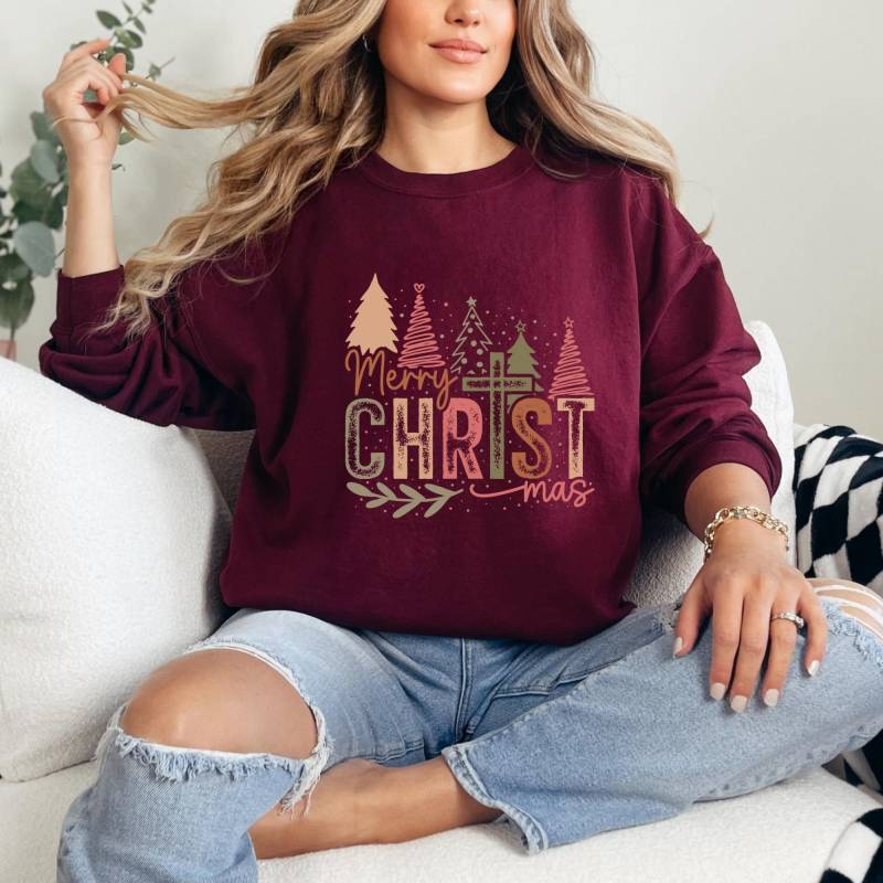 Sweatshirt Weihnachten I Weihnachtspullover Weihnachtsbaum Geschenkideen Geschenk Mama Merry Christmas von PositiveLiveDesigns