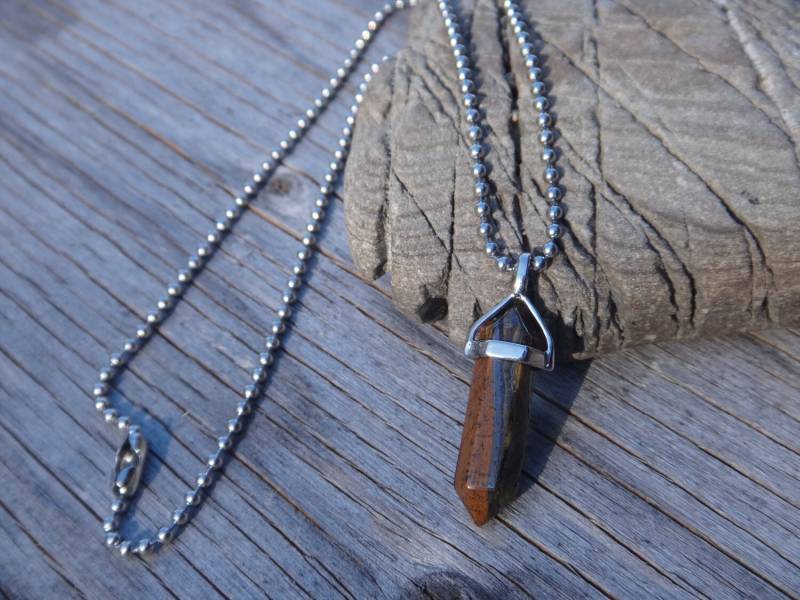 Eisen-Auge, Halskette Für Mann. Kette Aus Edelstahl. Fortgeschrittene Anhänger. Chakra-steinen, Heilung. Gesundheit Und Energie. Kugelkette von PositiveMindSo