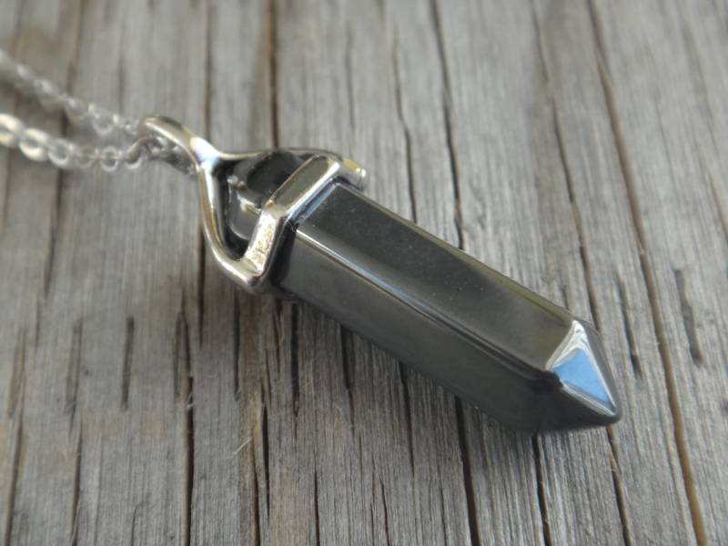 Hämatit Anhänger. Kragenspitzen Von Hämatit. Chakra Heilsteine. Halskette-Overlay. Gesundheit Und Energie. Edelstahl von PositiveMindSo