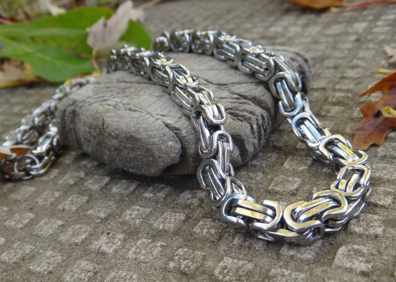 Herrenkette Aus Edelstahl. 8 Mm Große Maschenkette. Halskette Für Herren Edelstahl, Silberfarben von PositiveMindSo