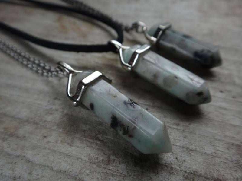 Jasper Lotus, Crystal Necklace. Erweiterte Kristall Anhänger. Chakra-steinen, Heilung. Schweden Oder Kette Halskette. Gesundheit Und Energie von PositiveMindSo
