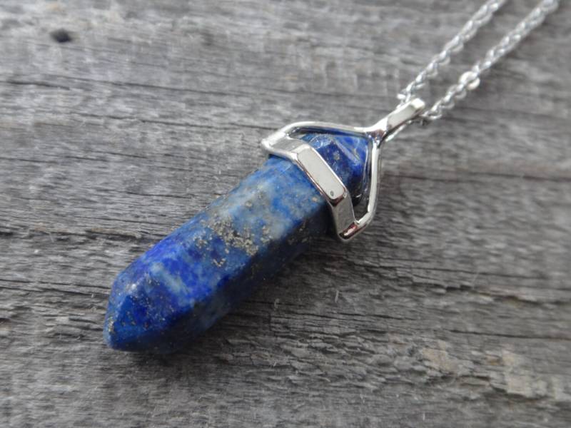 Lapis Lazuli Halskette Anhänger Spitze. Chakra-steine, Heilung. Überlagert. Gesundheit Und Energie. Punkt von PositiveMindSo
