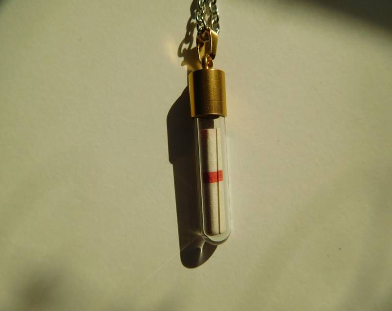 Phoenixes Gebet Für Reinheit Engel Gebetsrolle Halsketten Gold Edelstahl Phoenixes Gebet Für Reinheit Engel Gebetsrolle Halsketten Gold Edelstahl von PositiveOrgone