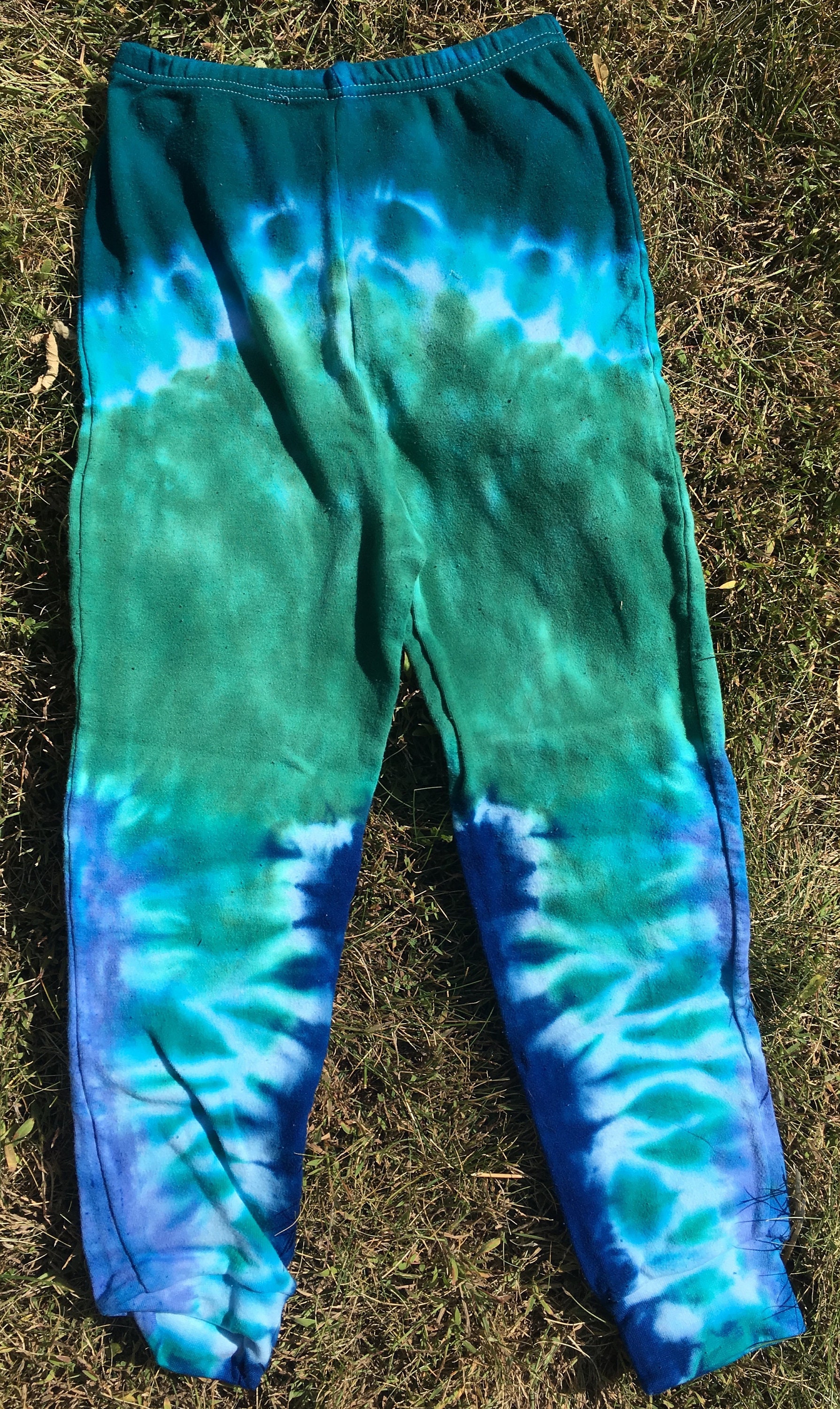 Mädchen Tie Dye Leggings Medium | Meerjungfrau Farben Süße Mädchen Tie Dye Leggings Medium | Meerjungfrau Farben Süße von PossibleOctopus