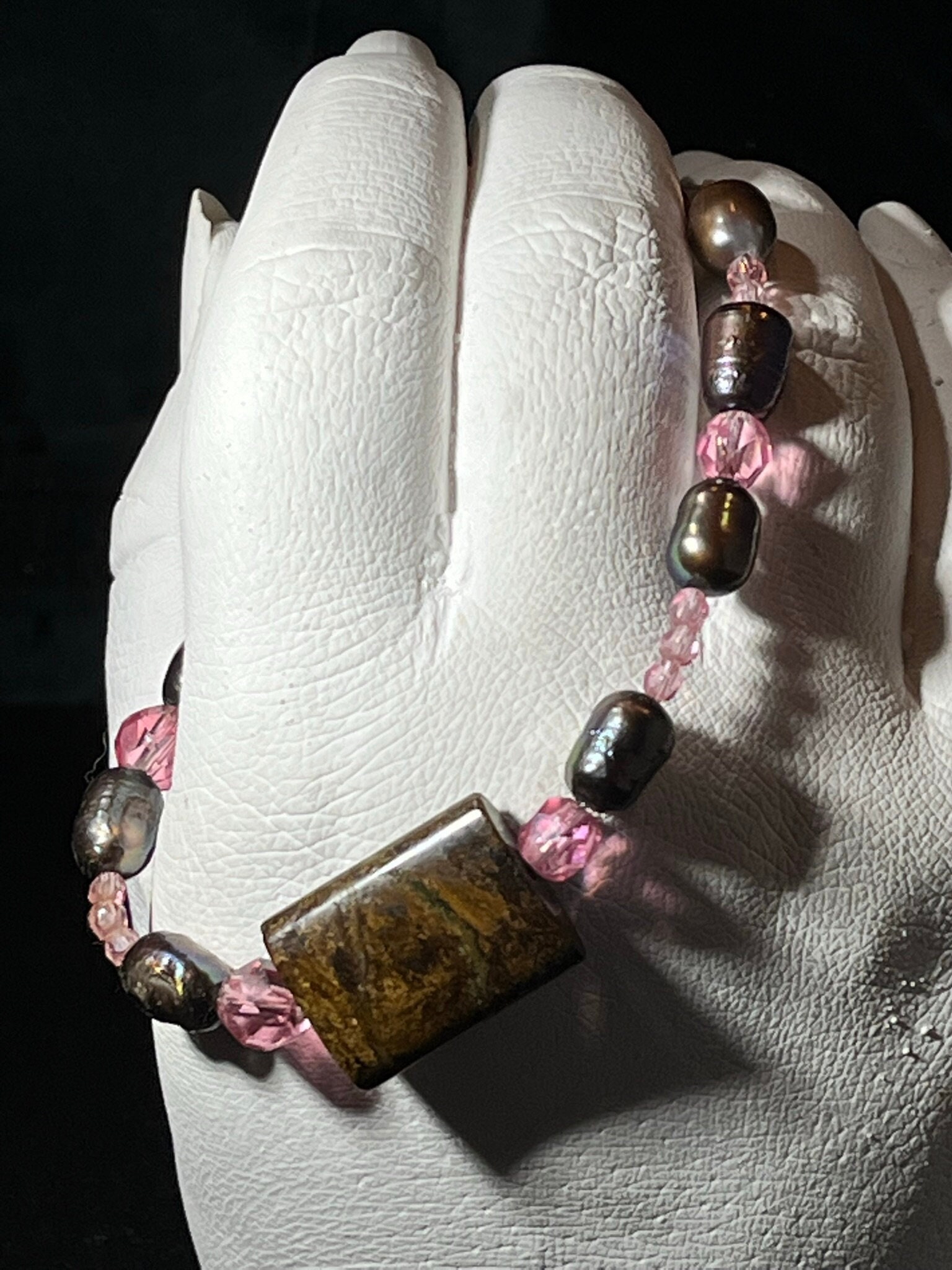 Edles Armband Mit Süßwasserperle Und Antiken Perlen Edles Armband Mit Süßwasserperle Und Antiken Perlen von PossibleWorlds