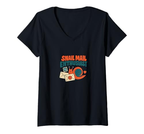 Damen Snail Mail Enthusiast Retro Ästhetisches Briefmarkensammlerdesign T-Shirt mit V-Ausschnitt von Postal Charm Clubhouse