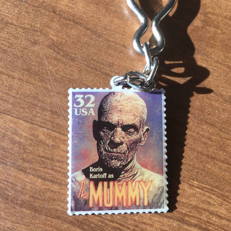 Die Mumie - Universal Monsters Usps Stamp Replica Schlüsselanhänger Boris Karloff von PostalBrass