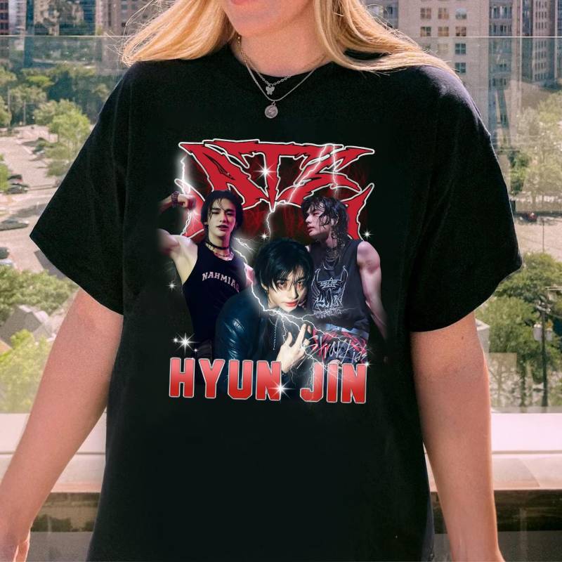 Retro Hyunjin Stray Kids Domiate Shirt, World Tour 2025 in Us Kpop Mixtape von PotsdamPlazash