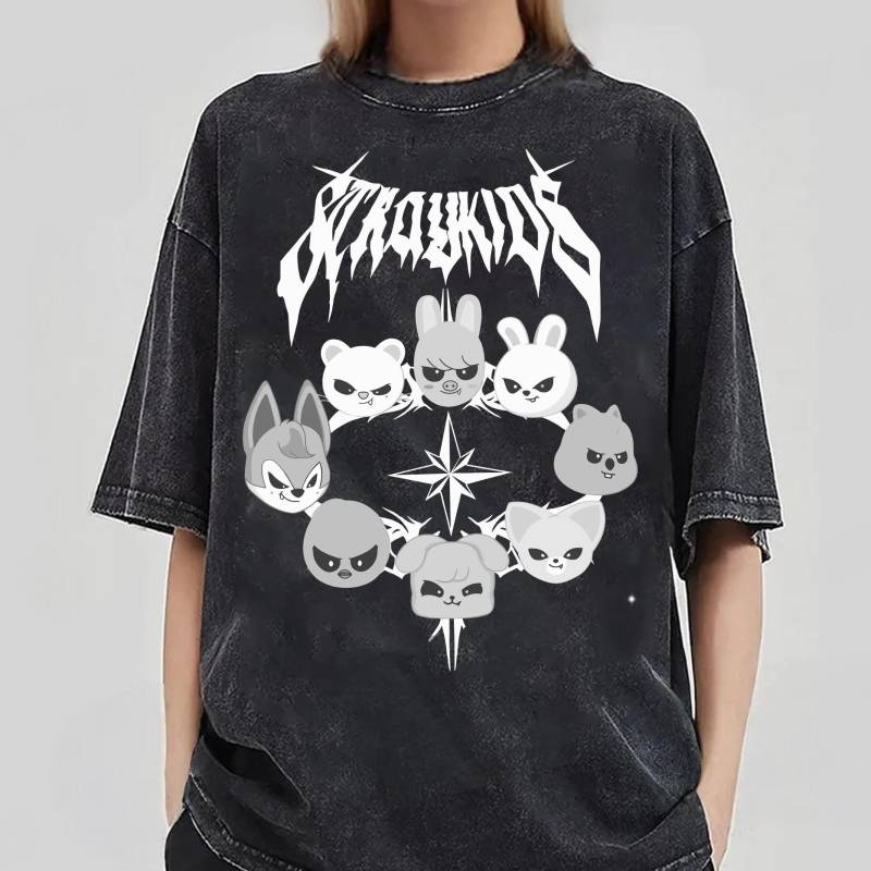 Retro Skzoo Domiate Mineral Gewaschenes Shirt, Stray Kids World Tour 2025 in Us Shirt von PotsdamPlazash