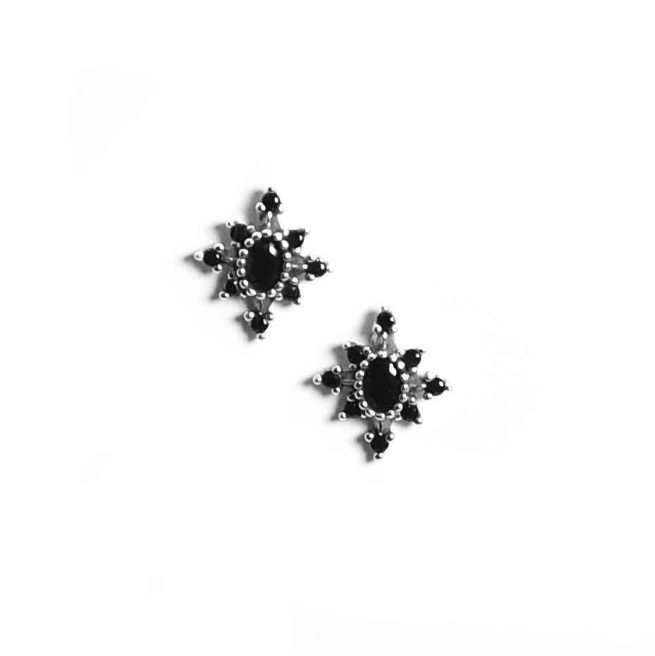 Schwarze Stern Ohrringe Zirkonia Silber 925, Glitzernde Cz Ohrstecker, Kleine Schwarz, Gothic Schmuck Geschenk Für Frauen von PourLaRebelle