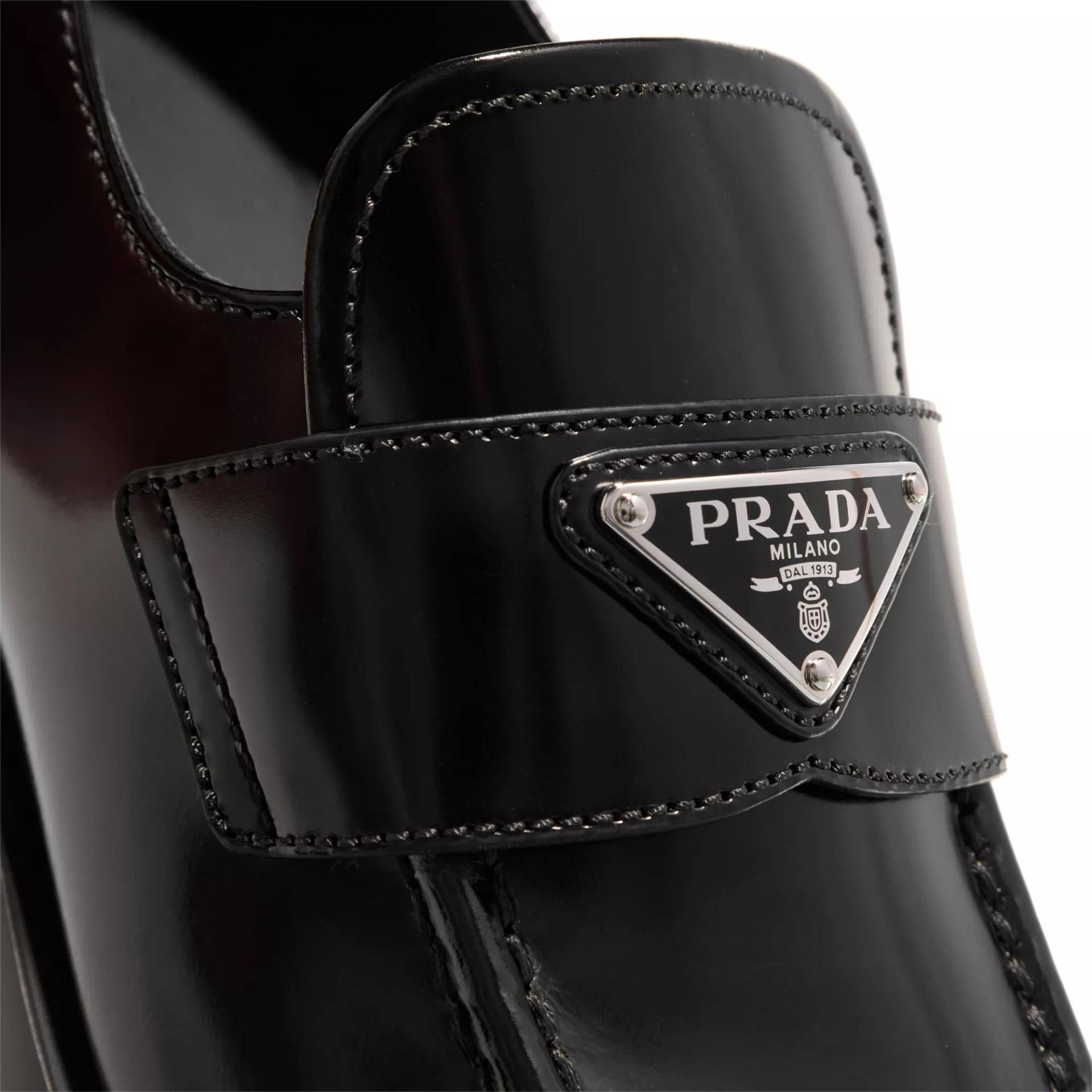 Prada Loafers & Ballerinas - Logo Plaque Loafers - Gr. 36 (EU) - in Schwarz - für Damen von Prada