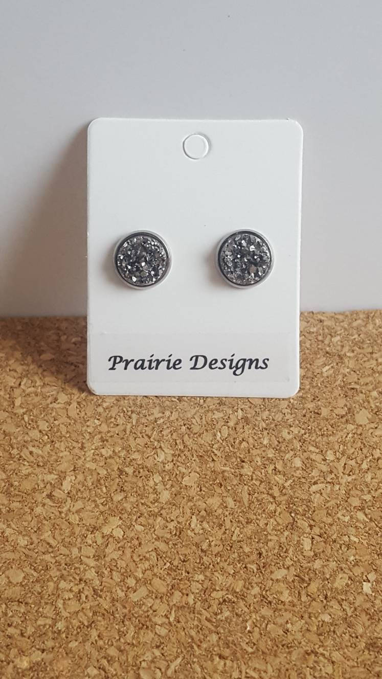 Gunmetal Druzy Ohrringe - Ohrstecker Funkeln Gunmetal Druzy Ohrringe - Ohrstecker Funkeln von PrairieDesignsbyMD