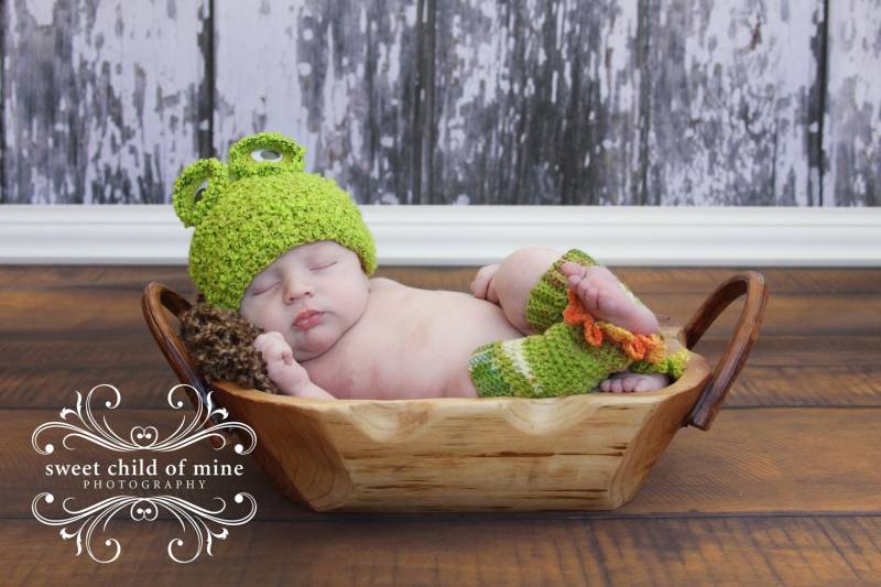 Froggie Mütze Und Beinstulpen Froggie Mütze Und Beinstulpen von PrairieGirlDesignZ