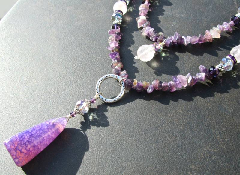 Lila Statement Halskette, Drachenadern Achat, Amethyst Boho Naturstein, Halbedelstein, Doppelstrang 1094 von PrairieIce