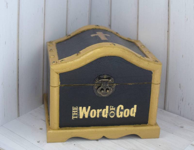 Große Holzkiste Für Männer Gottes/Christliches Erinnerungsgeschenk Ehemann Freund Religiöses Andenken Dekor Mit Bibelvers Schrift Große Holzkiste Für Männer Gottes/Christliches Erinnerungsgeschenk Ehemann Freund Religiöses Andenken Dekor Mit Bibelvers Schrift von PraiseJESUSDesigns