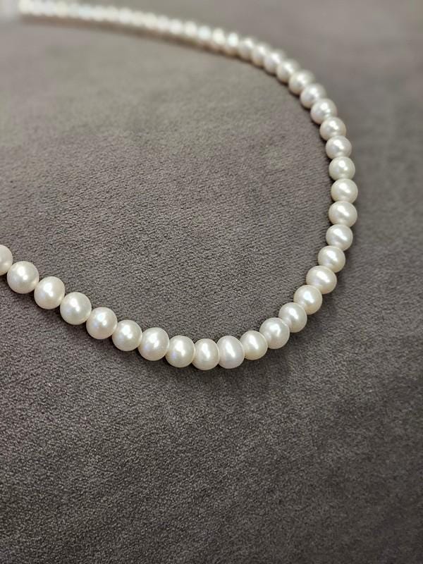 Perlenkristall-Hochzeitskette, Brautschmuck, Hochzeitsaccessoires, Hochzeitsschmuck, Brautzeugenkette Perlenkristall-Hochzeitskette, Brautschmuck, Hochzeitsaccessoires, Hochzeitsschmuck, Brautzeugenkette von Pralinettebijoux