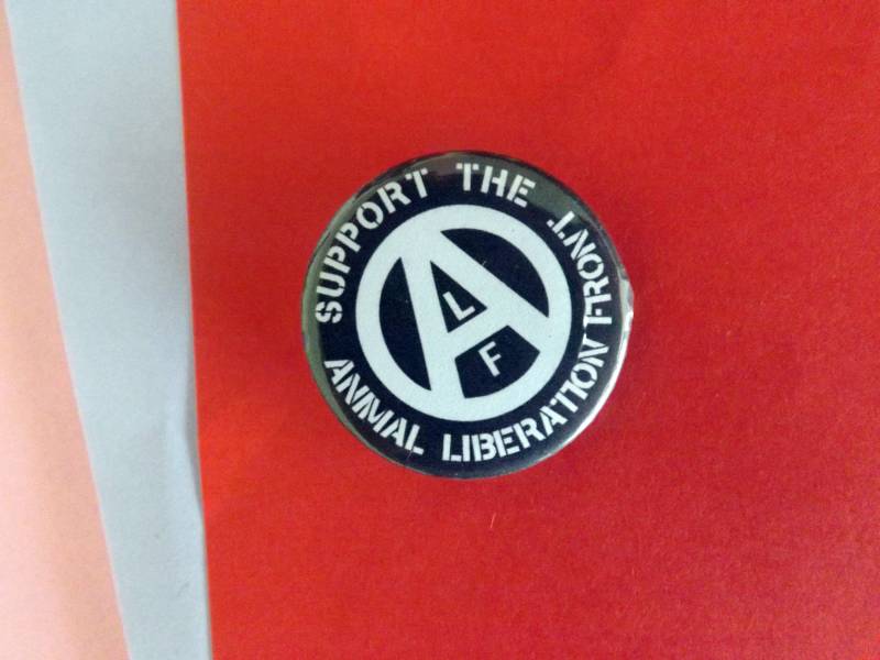 Unterstützen Sie Die Tierbefreiung Veganismus Vegan Tierrechte Abzeichen Button Pin Unterstützen Sie Die Tierbefreiung Veganismus Vegan Tierrechte Abzeichen Button Pin von PraxiStudio