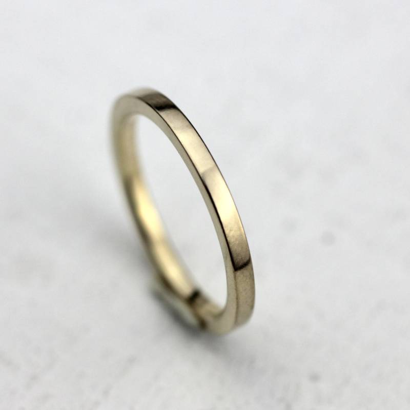 14K Gold Ehering Schmaler Massiver Ring Aus Recyceltem von PraxisJewelry