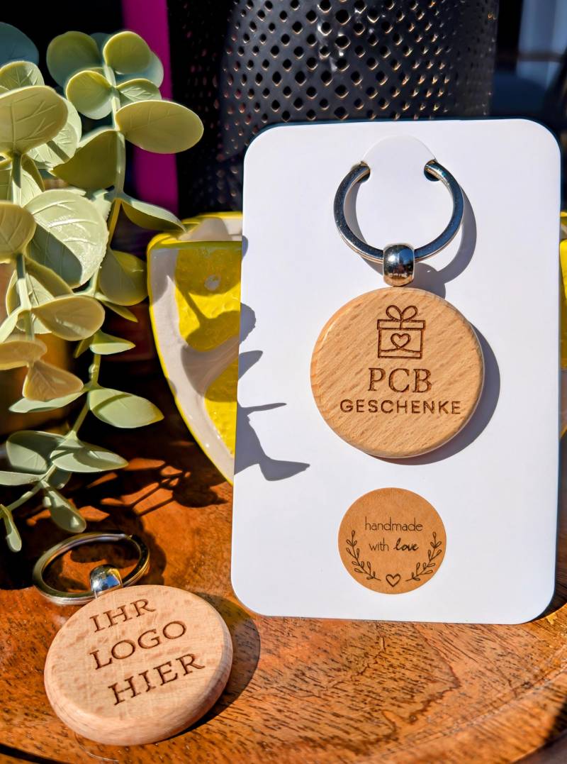 Schlüsselanhänger Mit Logo Gravur - Firmenlogo Auf Holz Werbegeschenk Individuell Corporate Branding Geschenkidee von PrecisionCustomBeam
