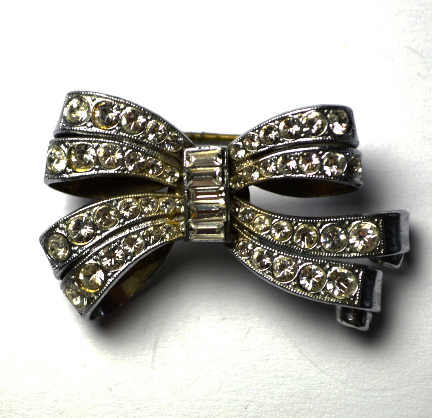 Edwardian Paste Schleife Brosche 1930Er Jahre Edwardian Paste Schleife Brosche 1930Er Jahre von PrelovedTreasuresGB