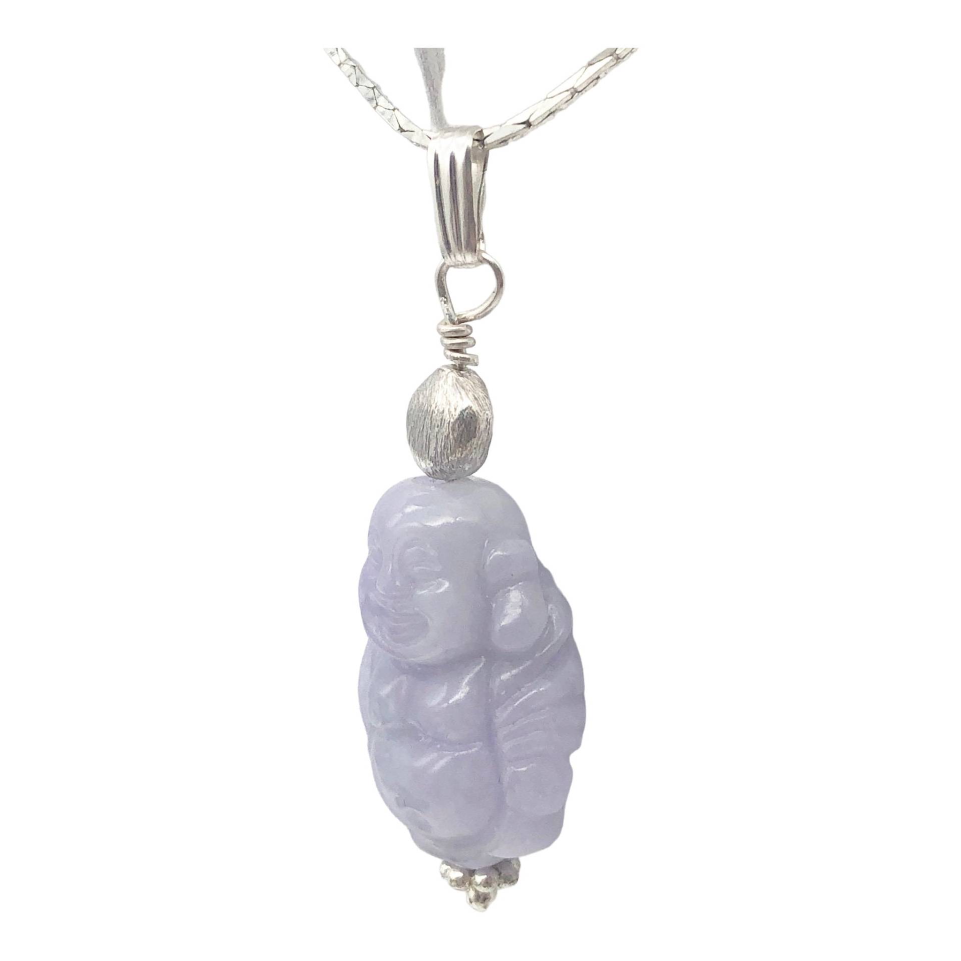 Hand Geschnitzte Lavendel Jade Buddha Anhänger Mit Silber Zubehör | 1 5/8 "Lang von PremiumBeadStudio