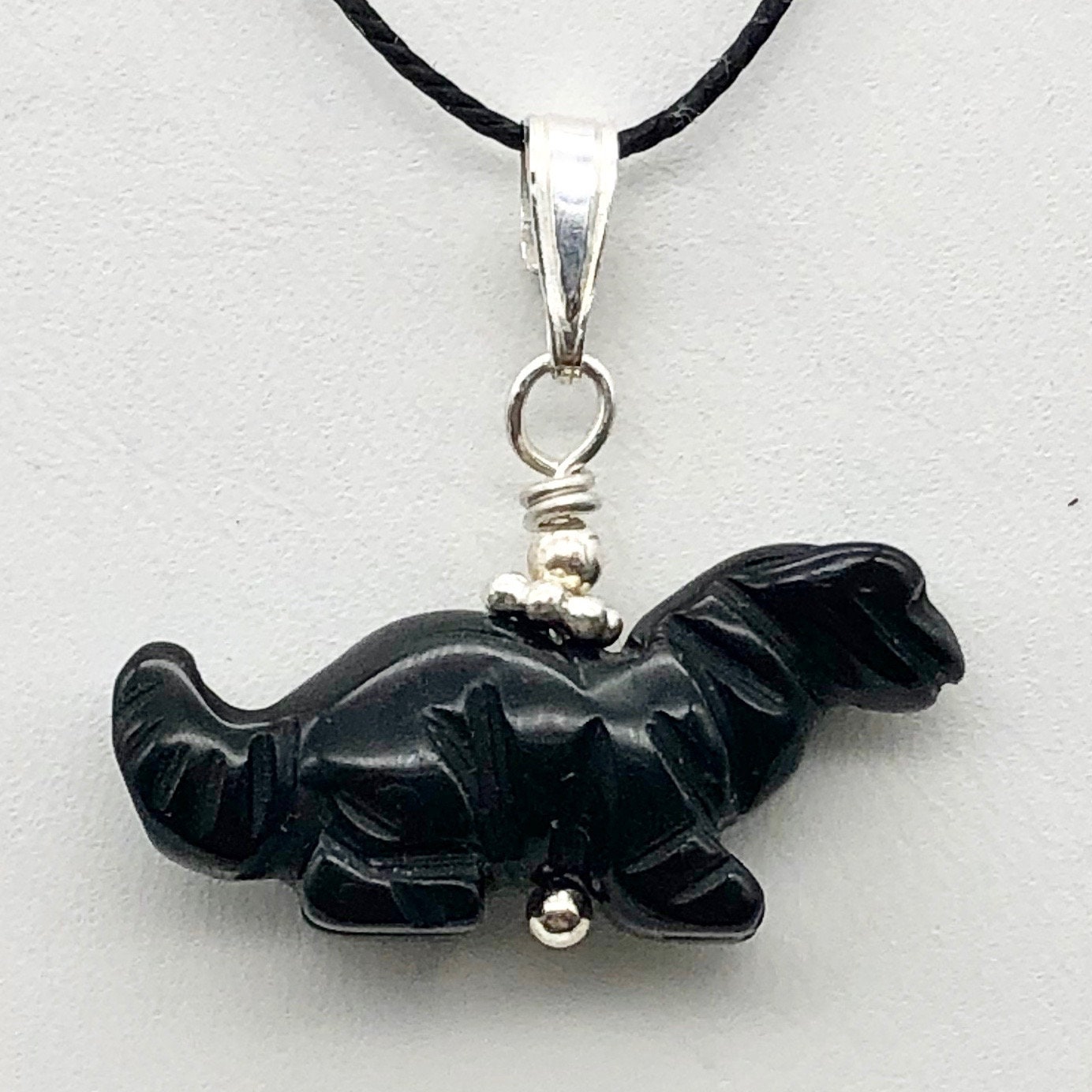 Obsidian Diplodocus Dinosaurier Mit Sterling Silber Anhänger 509259Obs von PremiumBeadStudio