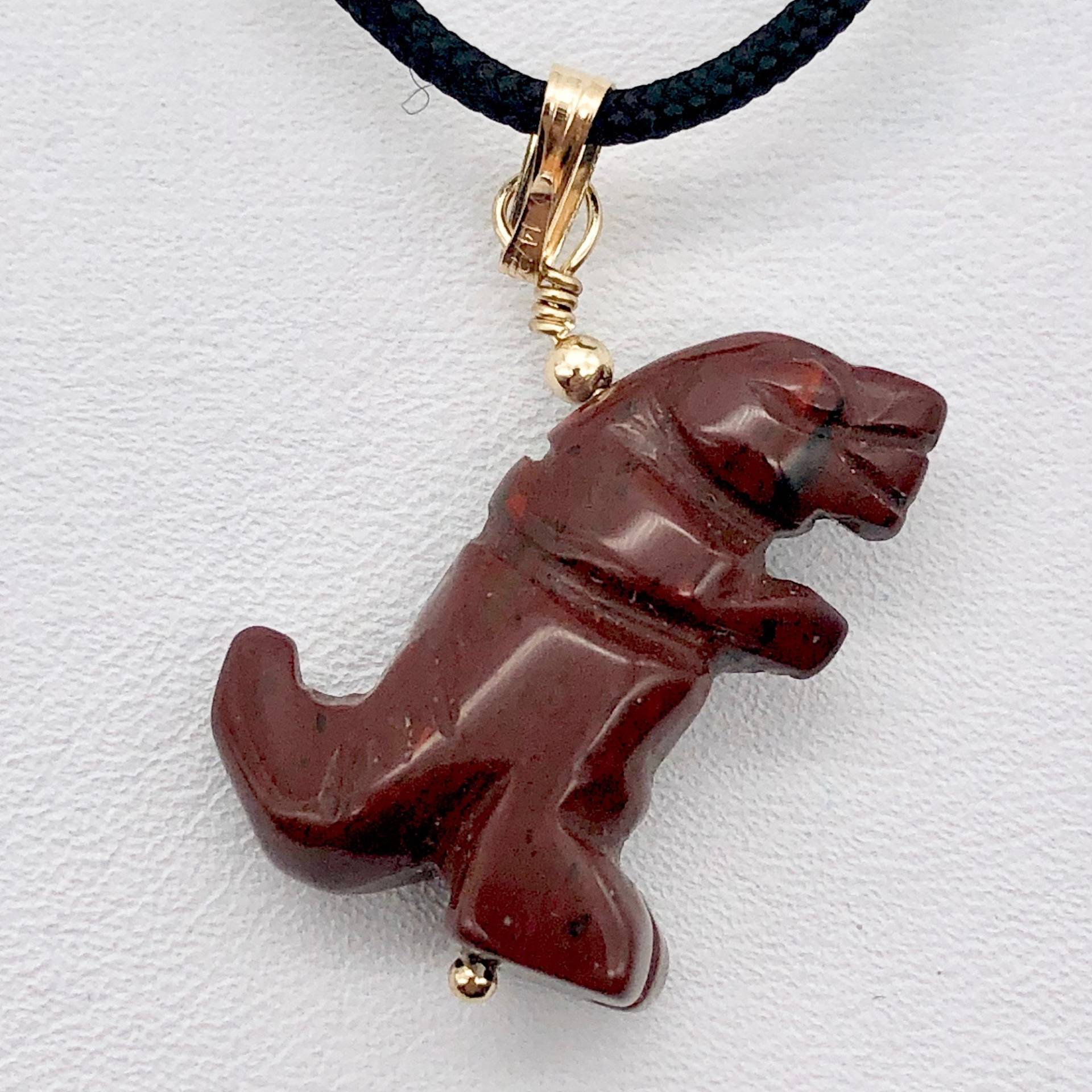 Roter Jaspis T-Rex Anhänger Halskette|Halbedelstein Schmuck| 14K Gf von PremiumBeadStudio