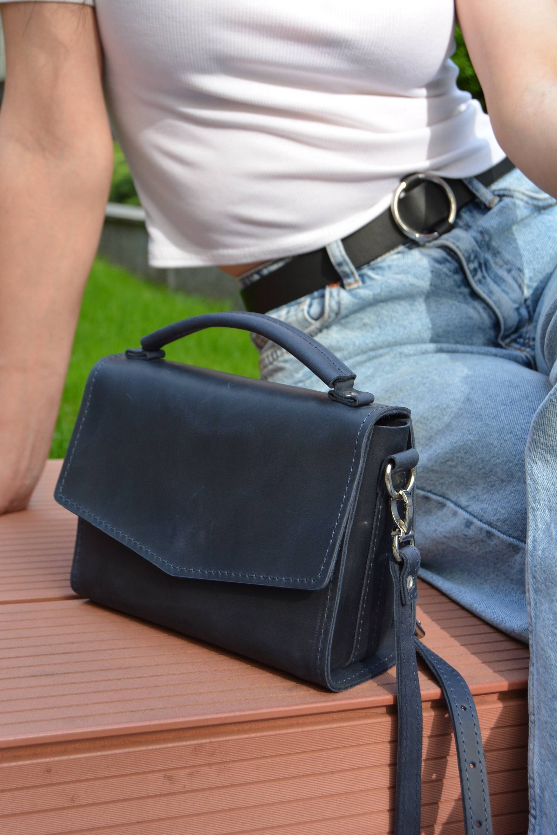 Leder Crossbody Tasche Für Frauen, Kleine Tasche, Geschenk Geldbörse, Brautjungfern Geschenke, Blaue Taschen Ledertasche von PresentIdeaSirens