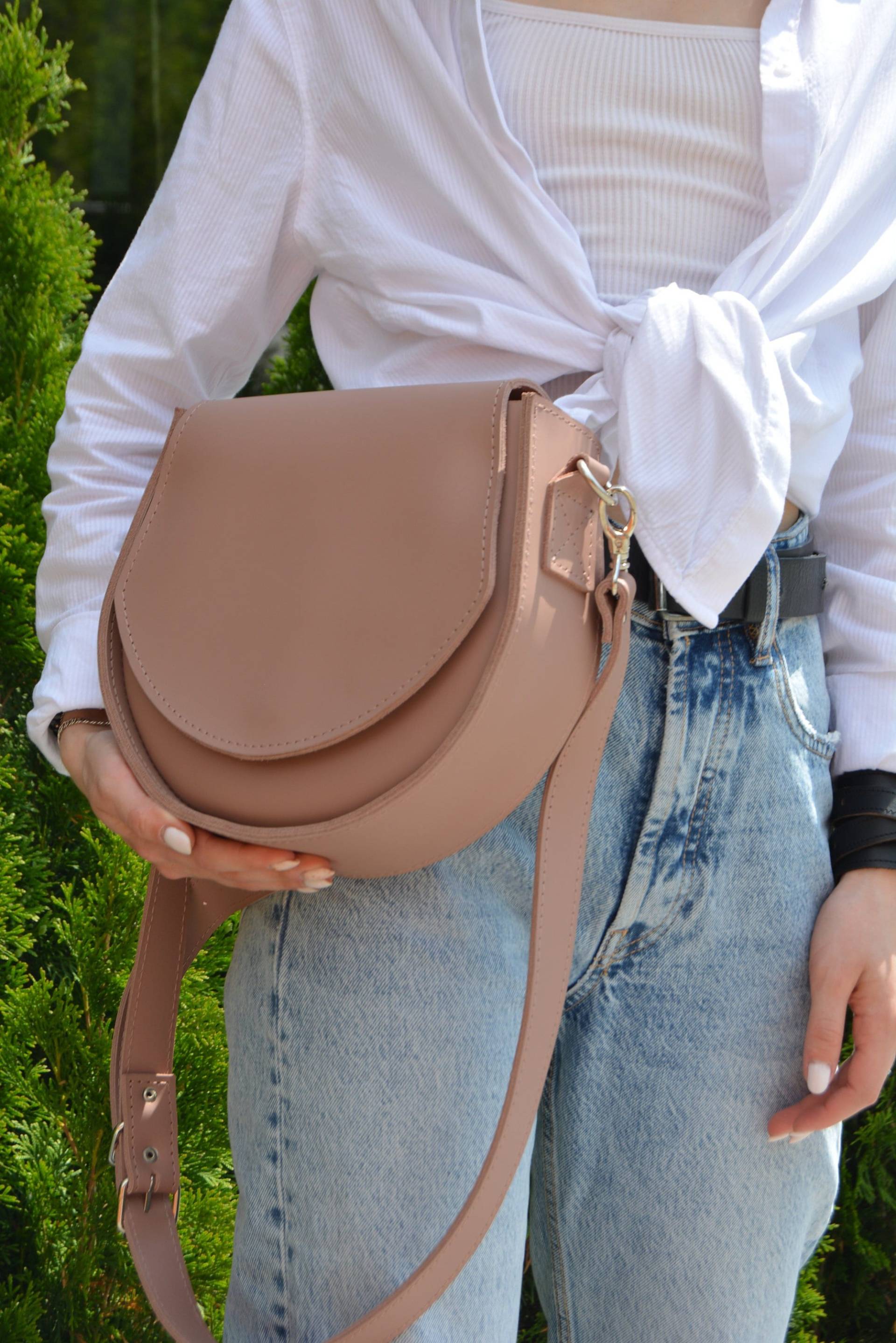 Personalisierte Handgemachte Ledersattel Umhängetasche Für Frauen, Handtaschen Süße Große Crossbody-Tasche, Leder Geldbörse Arbeitstasche von PresentIdeaSirens