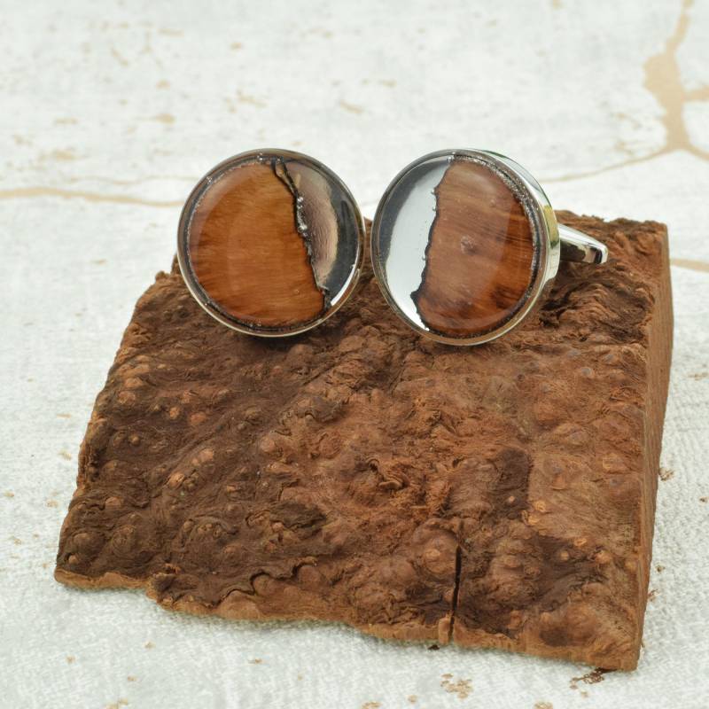 Eingekapselte Briar Holz Manschettenknöpfe Zum 5-Jährigen Jubiläum in Einer Personalisierten Manschettenknopfbox von PrestigeGiftware