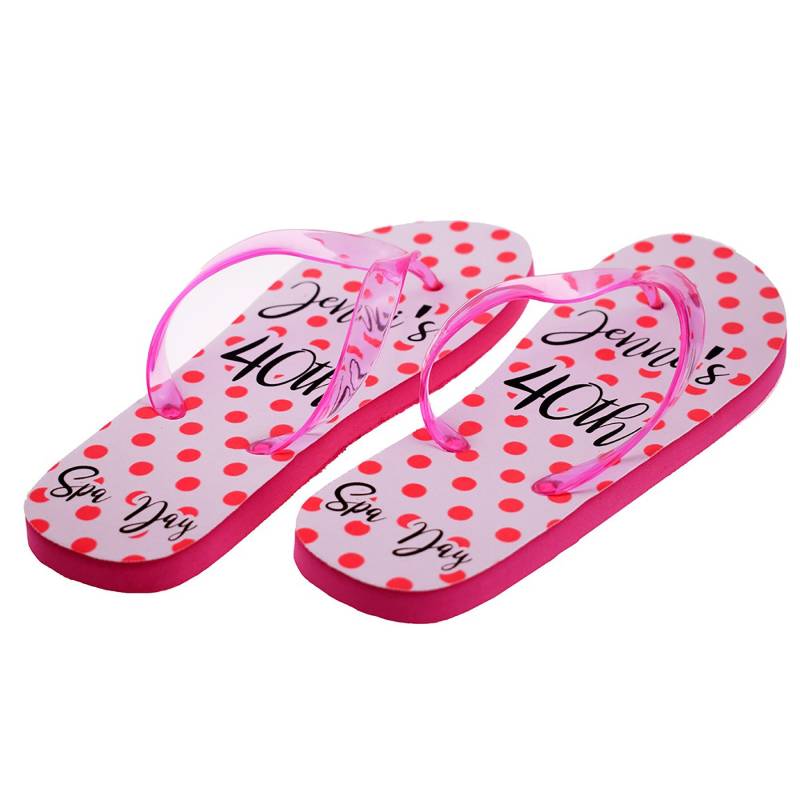 Personalisierte Spa Day Flip Flops Mit Name Und Alter Einheitsgröße Uk 4-7, 5 von PrestigeGiftware