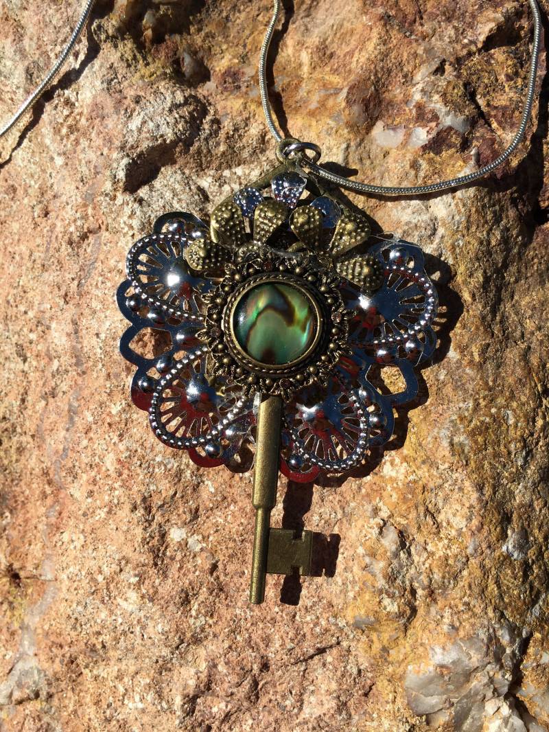 Abalone-Schlüssel-Anhänger von PrettifyByT