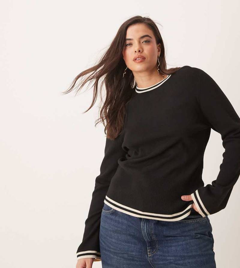 Pretty Lavish Curve - Langärmliges Strickoberteil mit Kontrastdesign in Schwarz und Weiß von Pretty Lavish Curve