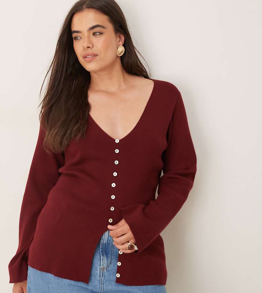 Pretty Lavish Curve - Strickjacke in Weinrot-Lila von Pretty Lavish Curve