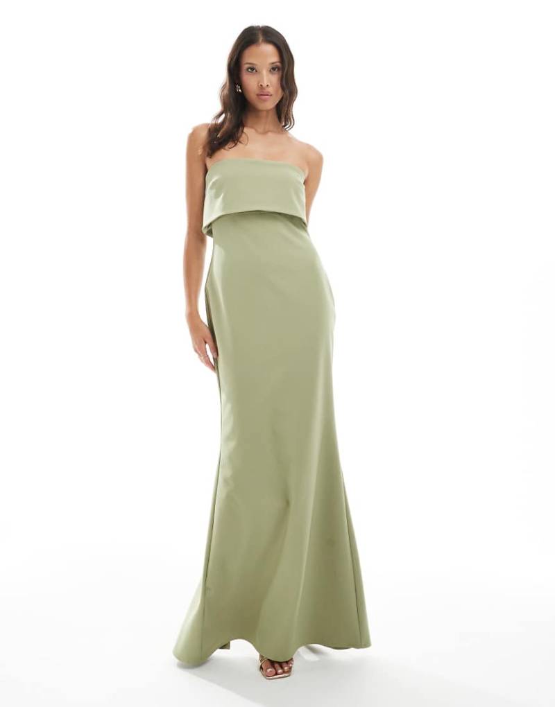 Pretty Lavish - Bridesmaid - Trägerloses Maxikleid in Olivgrün aus Crepe von Pretty Lavish