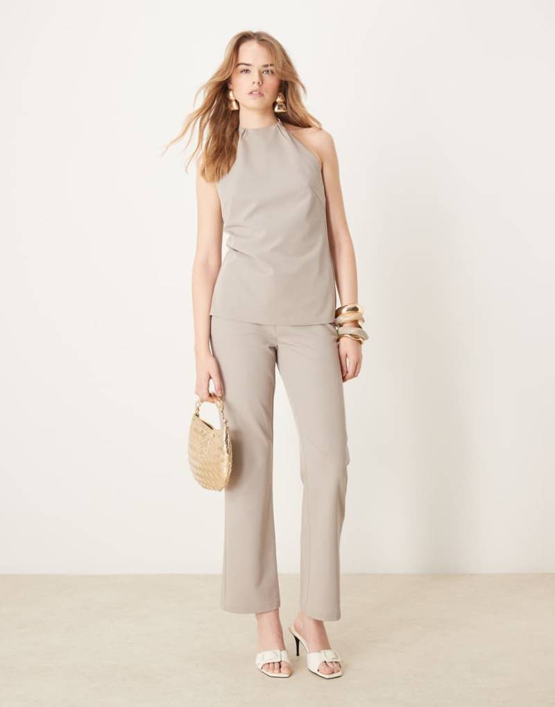 Pretty Lavish - Elegante Hose in Beige mit schmalem Bein, Kombiteil-Neutral von Pretty Lavish
