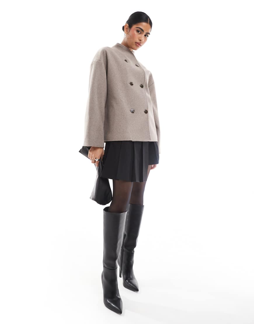 Pretty Lavish - Filzjacke in Taupe mit Knopfleiste-Grau von Pretty Lavish