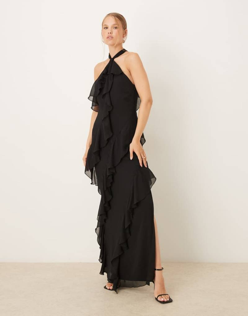 Pretty Lavish - Maxikleid in Schwarz mit Rüschen und Neckholder von Pretty Lavish