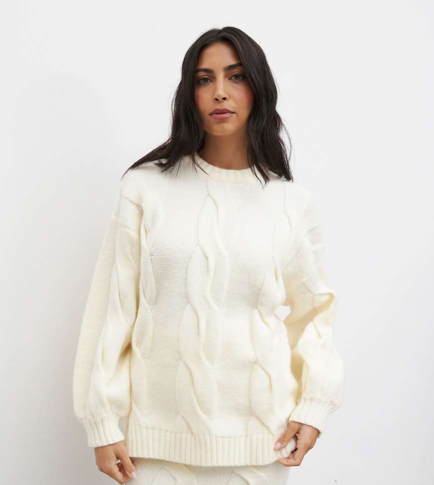 Pretty Lavish - Pullover aus Strick in Cremeweiß mit Zopfmuster, Kombiteil von Pretty Lavish