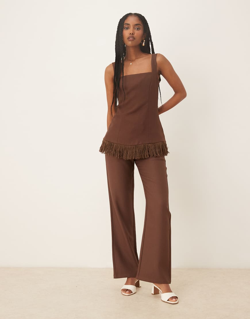 Pretty Lavish - Verona - Hose in Schokobraun, Kombiteil von Pretty Lavish