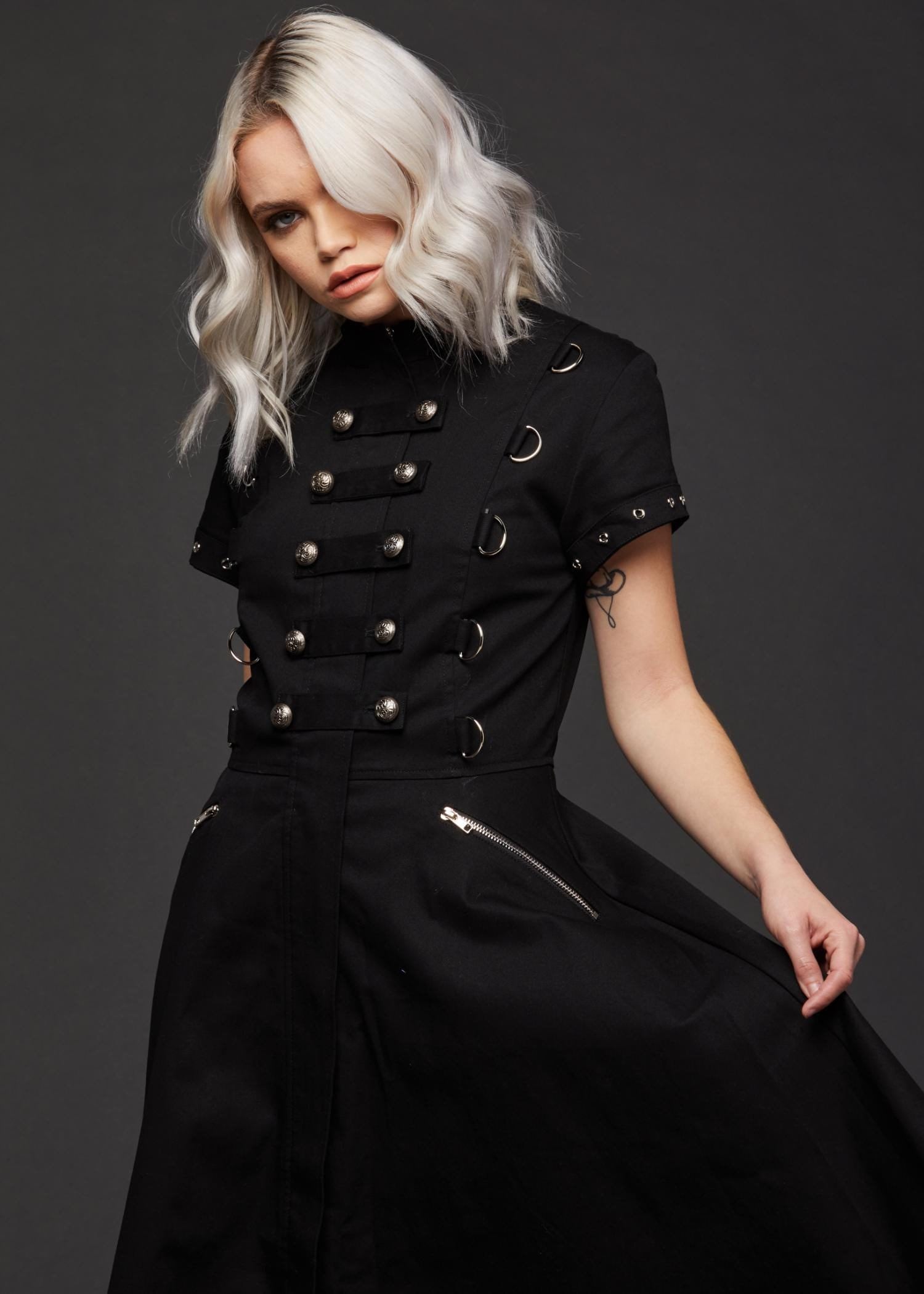Schwarzes Gothic Kleid Mit Korsett Schnürung - Steampunk Punk Emo Kleidung Alternativ Mode Schwarzes Gothic Kleid Mit Korsett Schnürung - Steampunk Punk Emo Kleidung Alternativ Mode von PrettyAttitudeShop