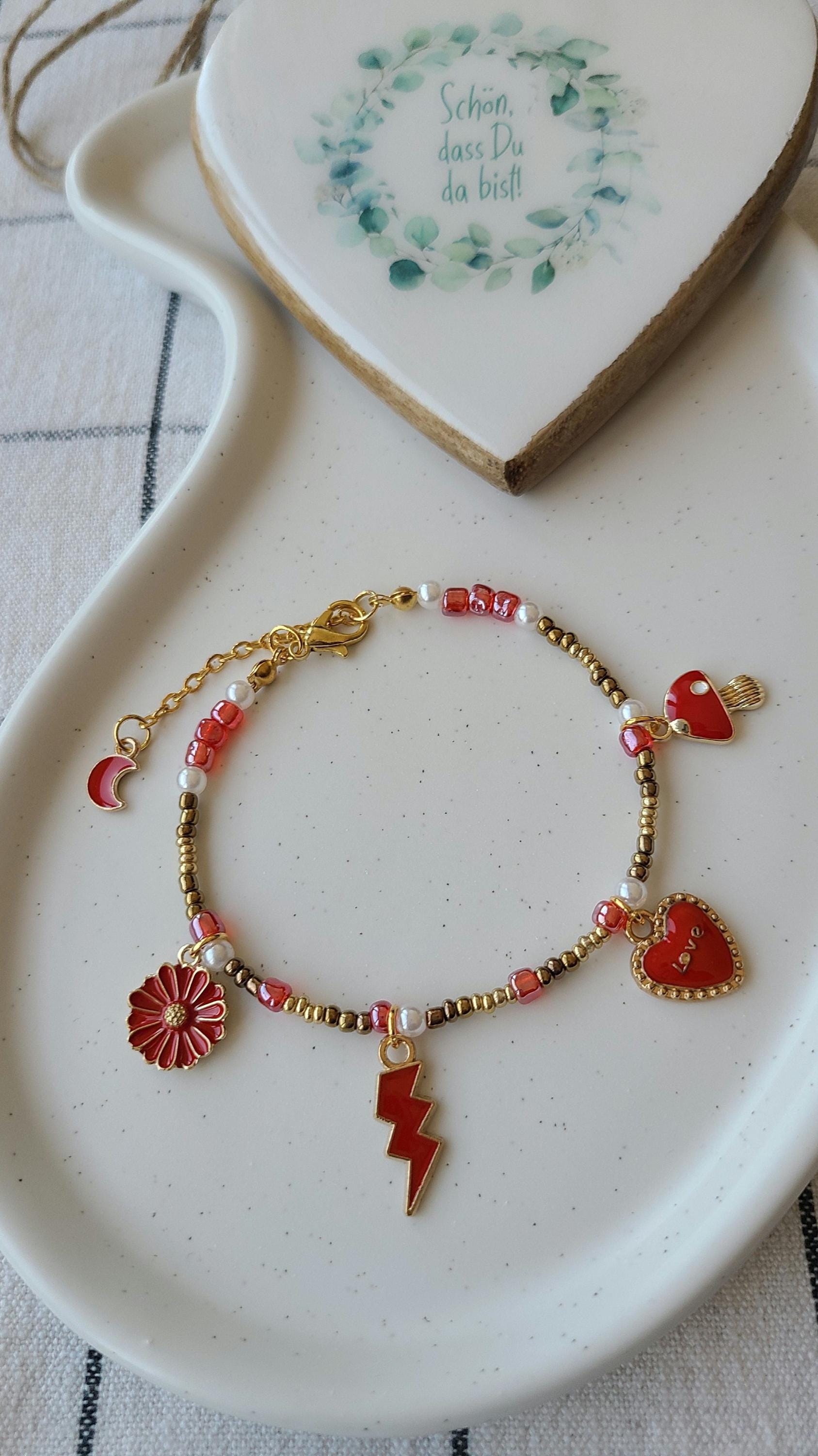 Rotes Armband Mit Charms - Love Herzen Perlen Bettelarmband Rot Fliegenpilz Herz Muttertag Valentinstag Geschenk Liebe von PrettyImperfekt