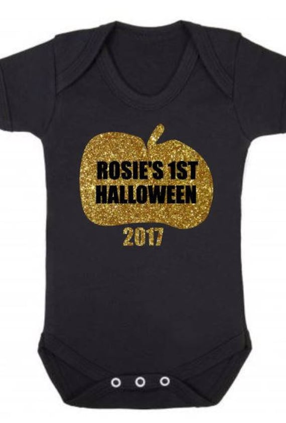Personalisierter Name Baby Weste Kürbis Jacke O Windlicht Glitzer Print Schwarz Weste Halloween von PrettyLittleCustoms1