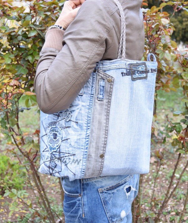 Jeans Handtasche, Recycled Boho Schultertasche, Denim Tote, Lässige Crossbody Tasche, Baumwolle Futter + Innentasche von PrettyMarry
