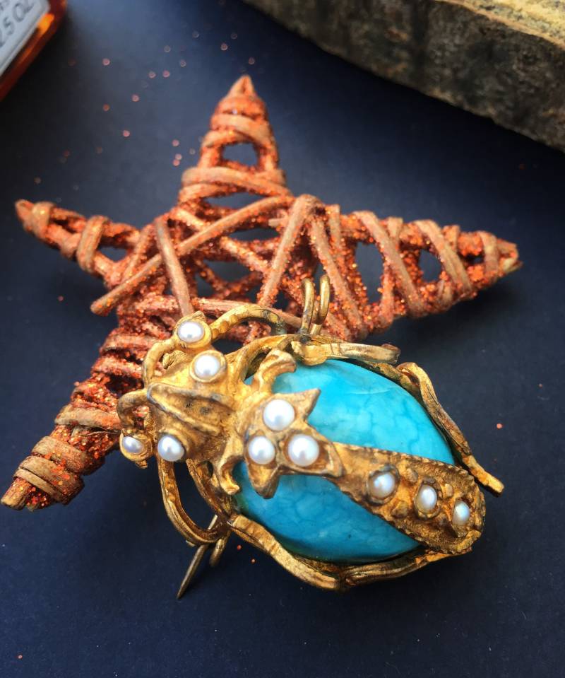 Besondere Geschenkbrosche, Perlenbrosche, Weihnachtsgeschenkbrosche, Designerbrosche von PrettyOfMindShop
