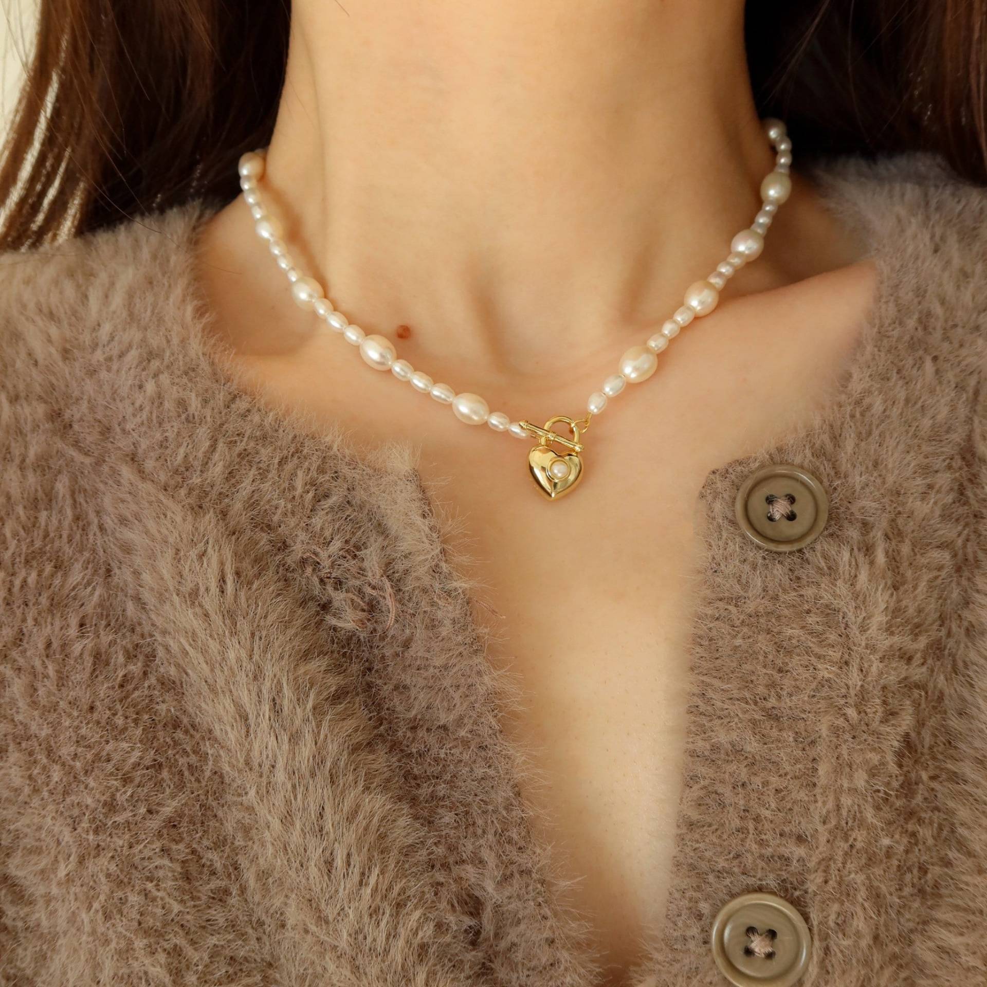 Herz Knebel Halsketten - Gold Vermeil Schloss Halskette -Süßwasser Perle -Geschenk Für Sie Gina Herz Knebel Halsketten - Gold Vermeil Schloss Halskette -Süßwasser Perle -Geschenk Für Sie Gina von PrettyPearlfect