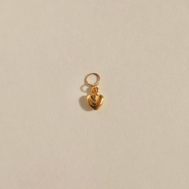 Mini Herz Ohrring Anhänger - Gold Fügen Sie Einen Zu Ihren Ohrringen Hinzu Für Creolen Benutzerdefinierte von PrettyPearlfect